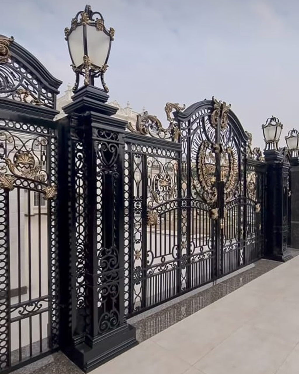 Palatial Entrance Main Gates