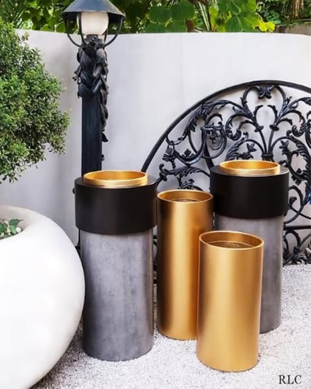 Modern Cylinder Planter