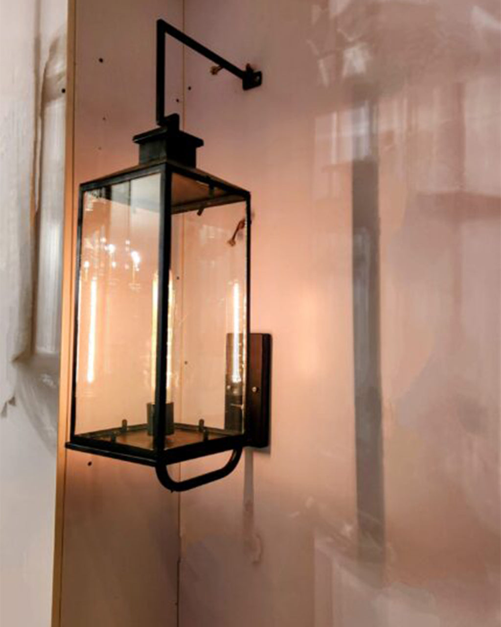 Iron Arm Modern Outdoor Light