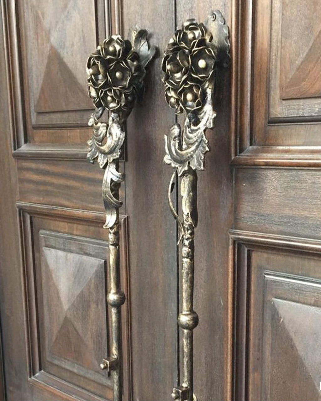 Maximus Large door handle