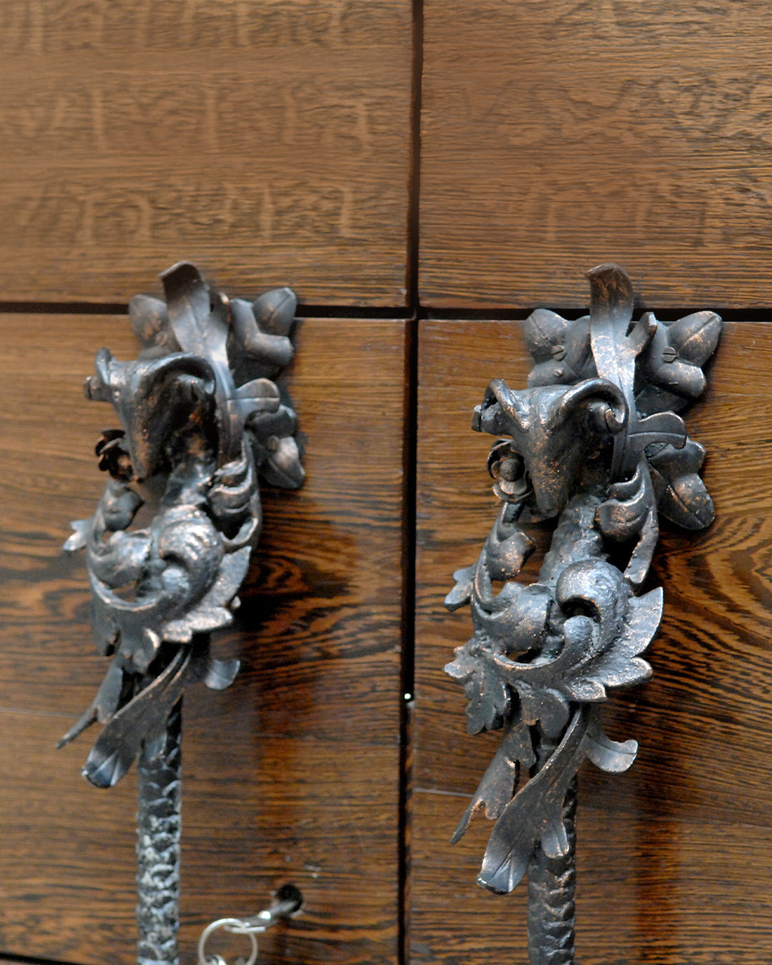 Ramesses Door handle