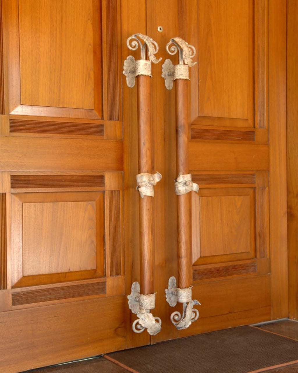 Troye Door Handle