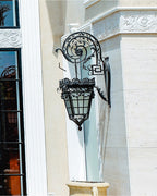 Palace Lantern Classic Outdoor Light