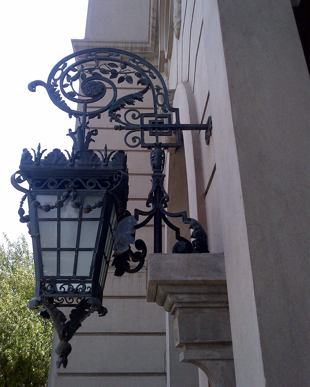 Palace Lantern Classic Outdoor Light